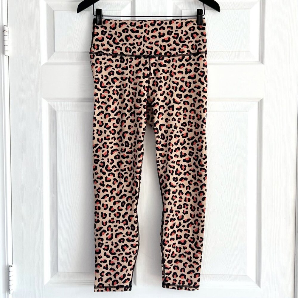 Fabletics high-waisted printed Powerhold 7/8 leggings size M NWT